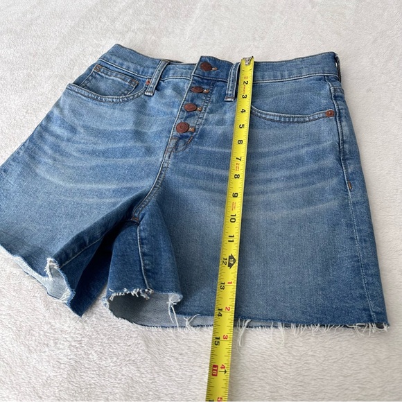 *SOLD* Madewell High-Rise Denim Shorts Button-Front Edition Size 26 - Picture 4 of 11